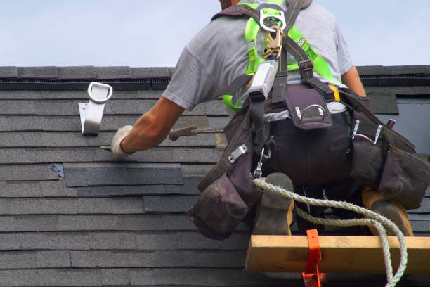 Quick and Trustworthy Emergency Roof Repair Services in Walton Hills, OH